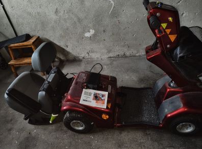 Mobility scooter