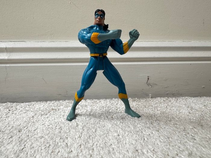 1994 Kenner DC Comics Legends Of Batman Nightwing Action Figure approx. 12 cm. Used Please see photos