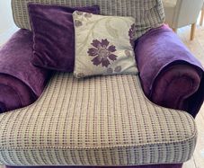 Sitting room suite , lamps  and two pair of curtains
