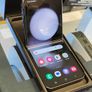 Samsung Galaxy Z Flip 5 256GB Dual Sim Unlocked Mint Condition. Image 7