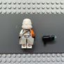 lego star wars sw0523 Clone Airborne Trooper, 212th Attack Battalion (Phase 2) minifigure - Orange Arm, Dirt Stains, Light Bluish Gray Cloth Kama, Scowl Image 2