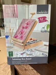 tabletop box easel