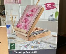 tabletop box easel