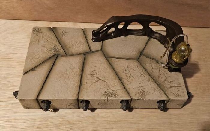 Star Wars Jabba The Hutt Throne 3.75 " Scale As New Out Of Pack