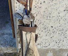Antique golf clubs
