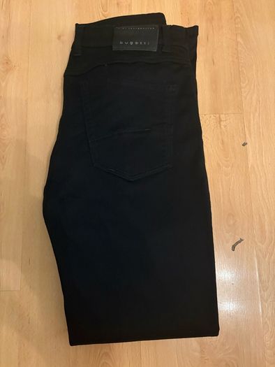 Bugatti Jeans Black 36 x 32 NEW