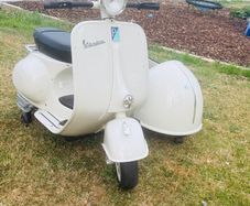 Peg Perego Vespa Scooter with Sidecar  Needs Batt