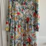 Beautiful Ladies Floral Dress: Size XS (suit 6-10) Image 2