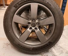 Land Rover defender alloys