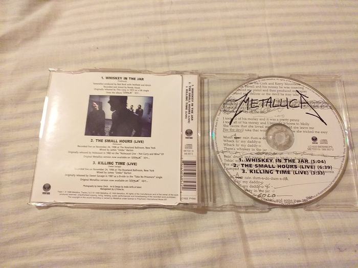 Metallica Single.