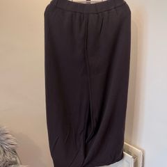 Rundholz, 100% merino wool skirt, size M