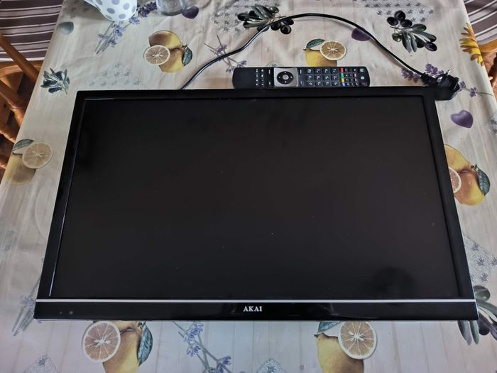 24" Akai TV. Usb & Hdmi. Perfect working condition.