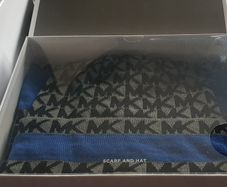 New Michael Kors Hat Scarf Set