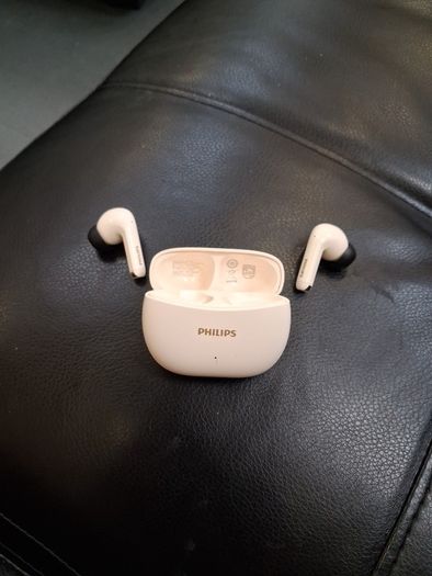Philips Earbuds
