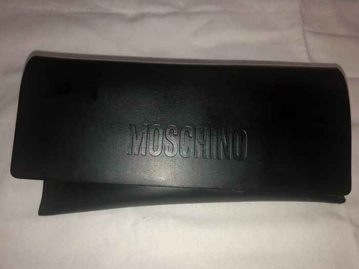 love moschino sunglasses leather case brand new