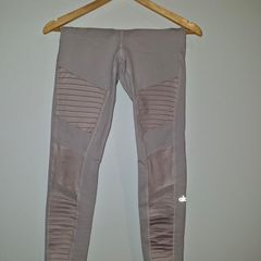 Alo Yoga Moto Leggings