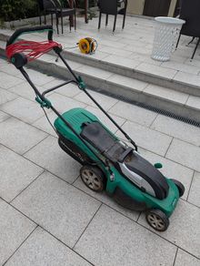 Lawnmower (not in working order)
