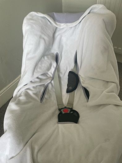 Lil & Izzy car seat blanket