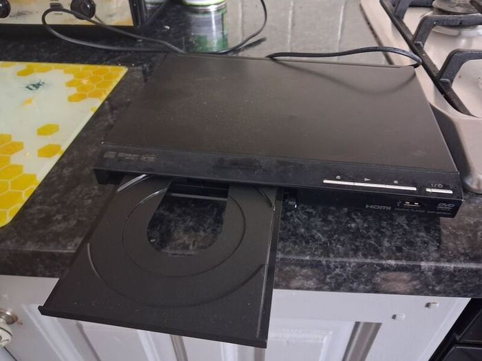 dvd player
