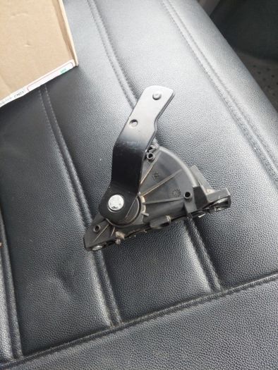 VW transporter accelerator unit