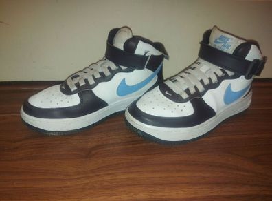 Nike Air Force 1 (UK 3.5)