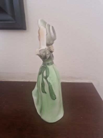 vintage porcelain lady