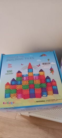Magna-Tiles sets