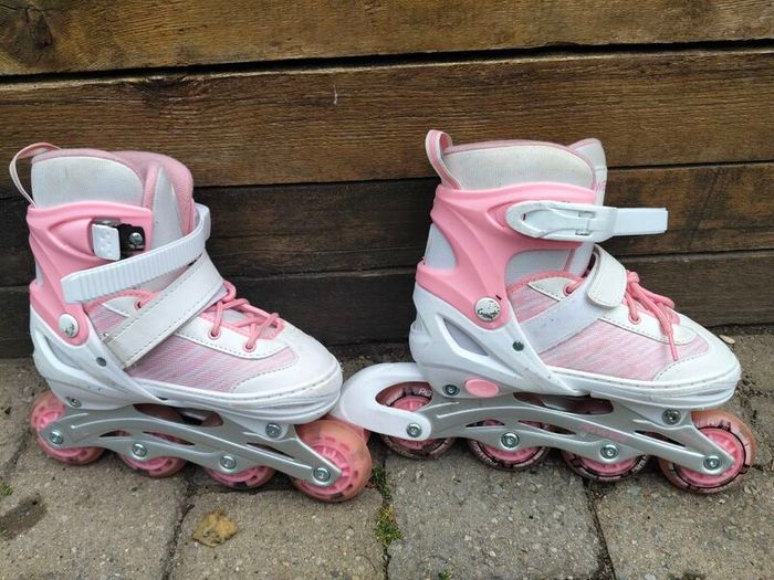 Skates Rollerblades