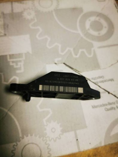 Mercedes W211 crash sensor