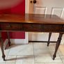 Antigue Mahogany Console Table. Image 3