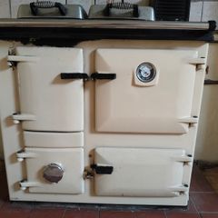 Rayburn Royal MF (Multi-Fuel / Solid Fuel Wood) cooker. burn stove solid fuel