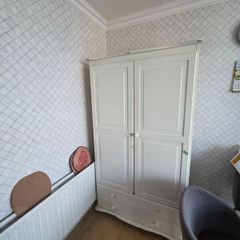 Free wardrobe