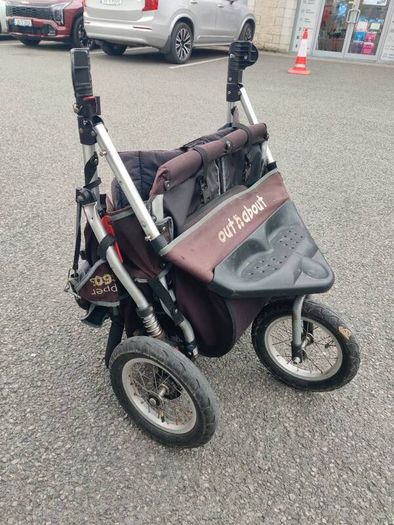 Out and About Nipper 360