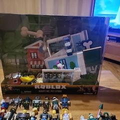 roblox figures