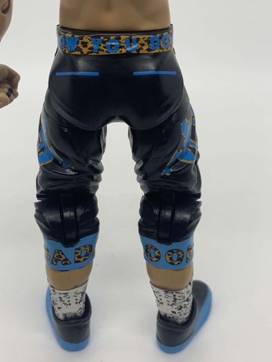 wwe elite series 49 Big Cass & Enzo Amore action figures