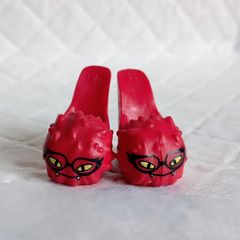 Shoes for Ghoulia yelps monster high doll