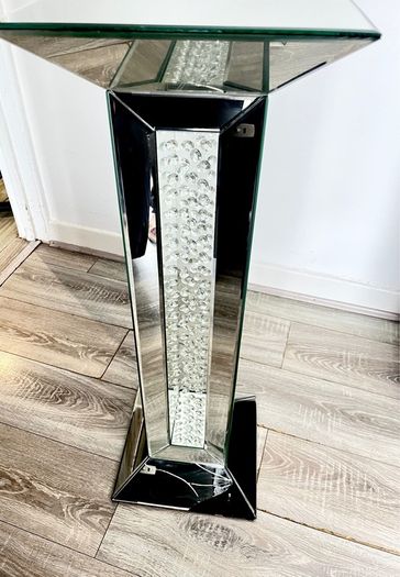 Tall Mirrored pedestal stand