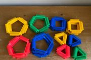Shape Linking Set