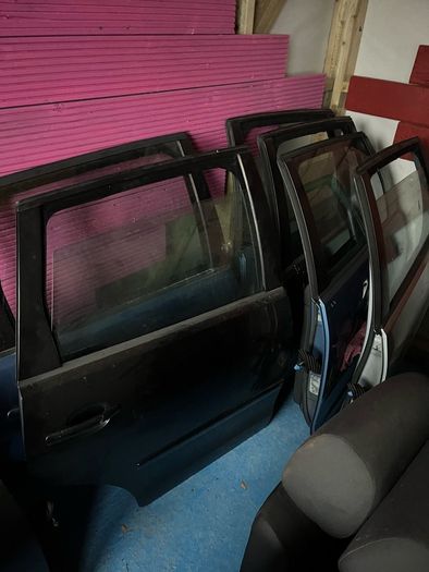 VW polo doors