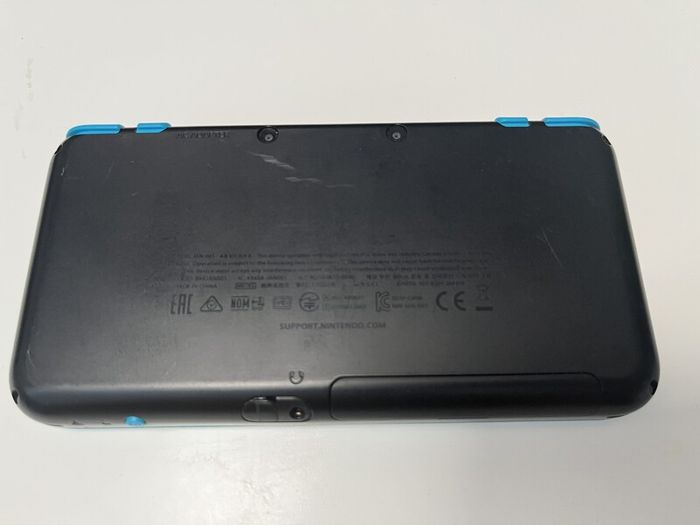 New Nintendo 2DS XL Modded 32GB