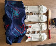 Cricket gear Youths