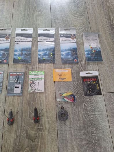 Surfcasting fishing gear for sea