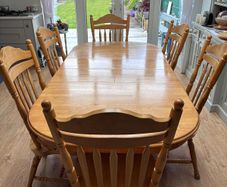 Kitchen table & chairs