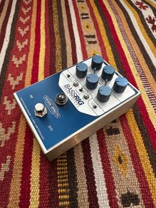 Origin Effects BASSRIG Super Vintage - Present - Blue / Silver