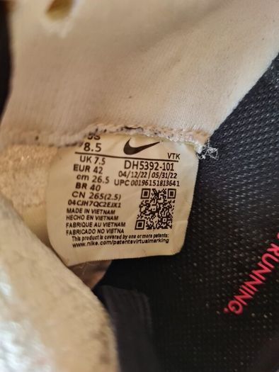 2022 nike react infinity flyknit 3 Size 7.5 eu 42 white/pink in excellent condition