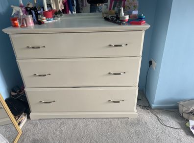 white chest of drawers