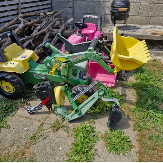 kids tractors x 2