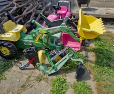 kids tractors x 2