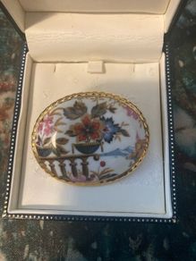 brooch collection free postage