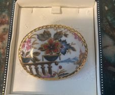 brooch collection free postage